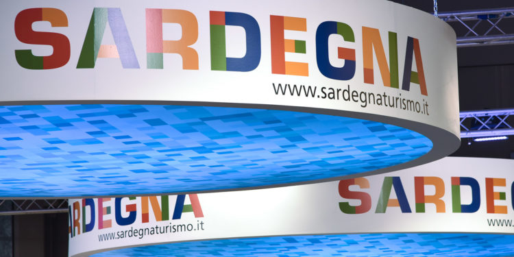 La Regione Sardegna partecipa con un proprio spazio espositivo di 1.027 mq alla Borsa internazionale del turismo (Bit), che si inaugura oggi a Milano