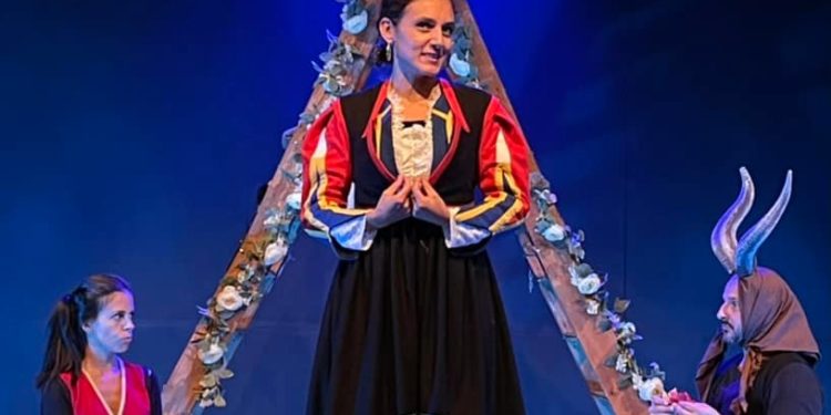 Akroama presenta al Teatro delle Saline lo spettacolo “Bandida, una fiaba sarda”