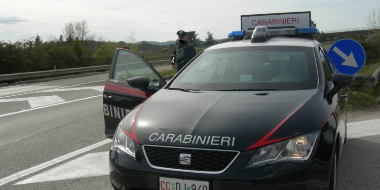 Un 48enne di Maracalagonis è stato arrestato dai carabinieri nella flagranza del reato di rapina impropria
