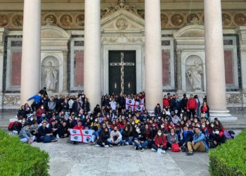 Si è conclusa con il rientro nell’Isola, l’esperienza a Roma di 204 giovani della diocesi di Cagliari, che hanno partecipato all’incontro con Papa Francesco