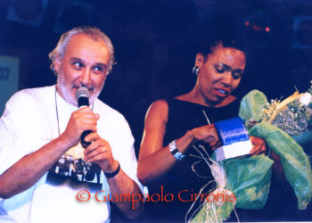 Tutto sold out, al Teatro Massimo di Cagliari, per l’atteso concerto di Dee Dee Bridgewater, in programma venerdì 15 aprile