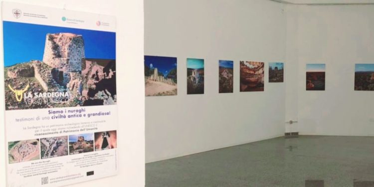 Dal 6 aprile l’Agorà di Piazza San Palmerio, a Ghilarza, ospiterà per una settimana la mostra fotografica “Io apro all’Unesco”