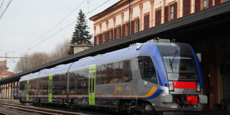 Trenitalia: 10 treni straordinari per la Festa di Sant’Efisio