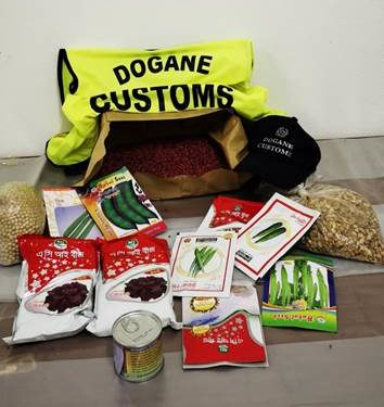 I funzionari ADM di Sassari, all’aeroporto di Alghero hanno sequestrato semi e vegetali ad un passeggero proveniente dal Bangladesh