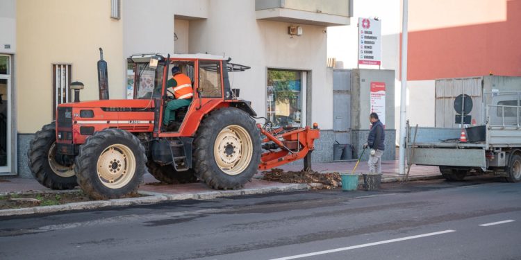 Pirri: al via le demolizione delle ceppaie in via Italia