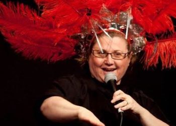 Sabato e domenica, a Cagliari, Simonetta Guarino in scena nel monologo comico “Memorie di una ciciona”