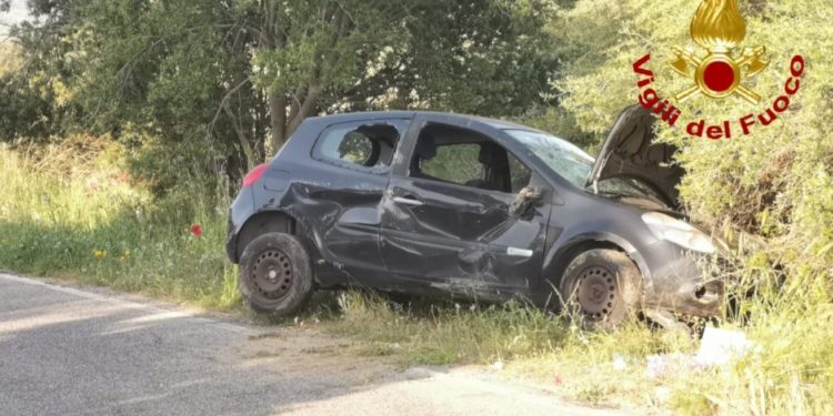 Abbiadori: incidente stradale sulla strada provinciale 59, ferita lievemente una donna