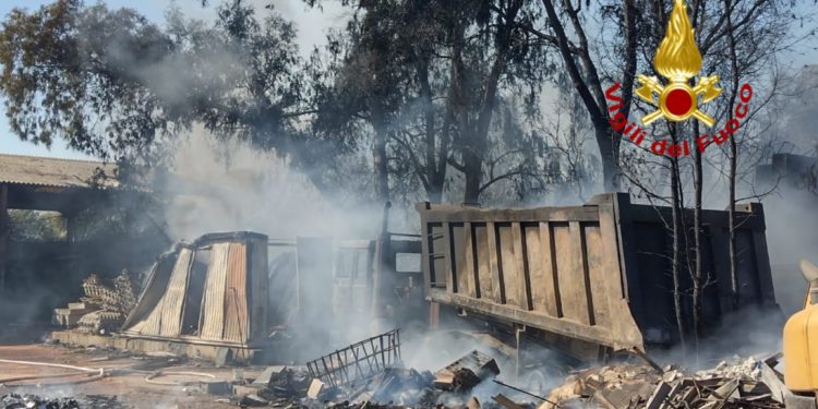 Ieri pomeriggio un vasto incendio si è sviluppato a Flumini di Quartu