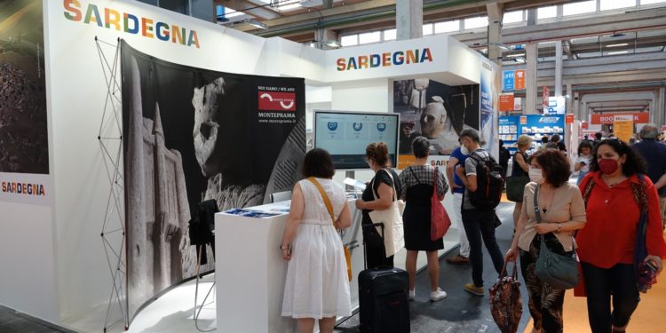 Grande successo per le opere dei 31 editori sardi ospitati dello Stand istituzionale della Regione al Salone del libro di Torino