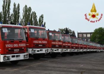 Stamane sono stati consegnati i 45 automezzi donati dai vigili del fuoco italiani ai colleghi ucraini