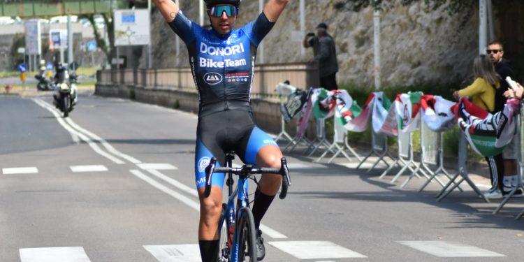 Eros Piras s’è imposto nel 1° Giro dell’Elefante di ciclismo