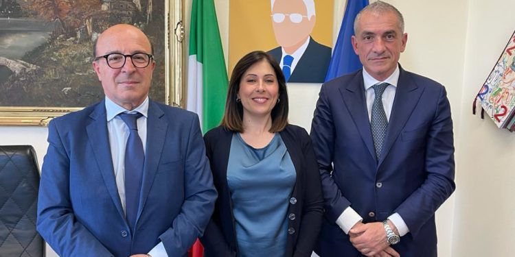 La deputata Mara Lapia e l’assessore regionale della Sanità Mario Nieddu hanno incontrato il sottosegretario Andrea Costa