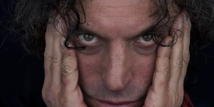 Davide Catinari domani sera presenta “White Light” in dialogo con Andrea Fulgheri, nel Foyer del Teatro Massimo di Cagliari