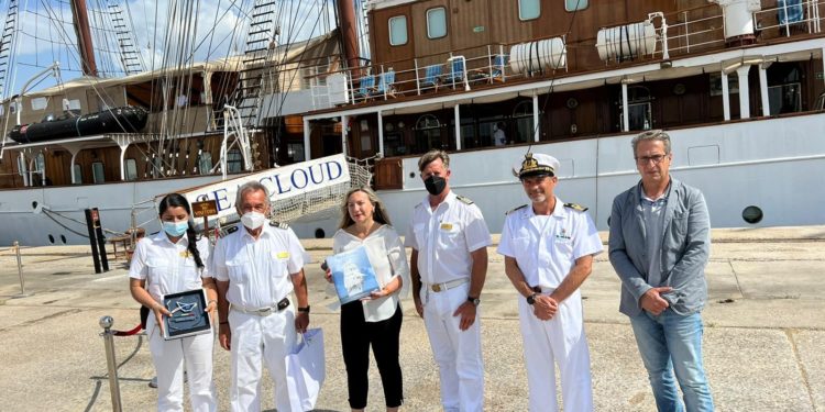 La Sea Cloud inaugura la stagione 2022 nel porto di Oristano