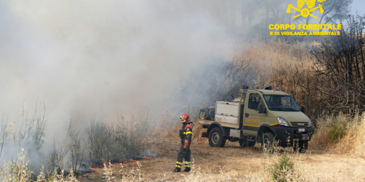 Incendi a Decimoputzu e Donori