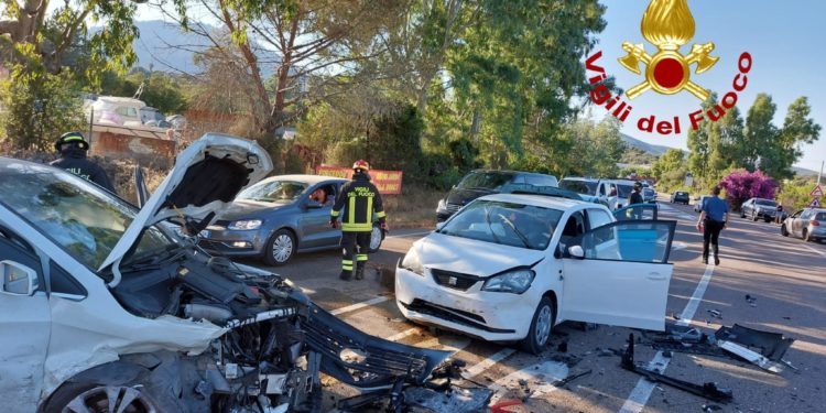 Incidente stradale sulla provinciale n° 73, diversi feriti