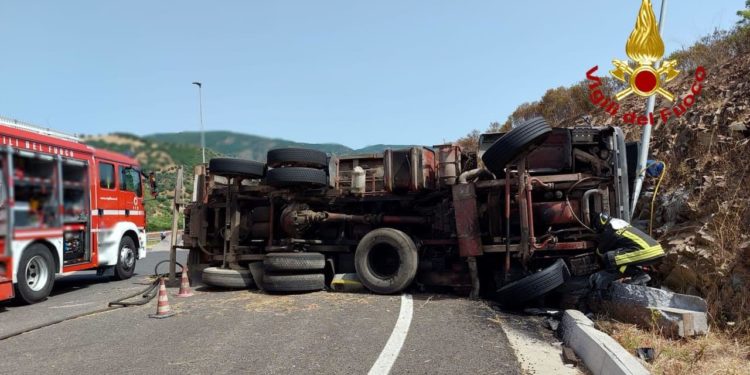 Tertenia: incidente stradale sulla statale 125, ferito un 27enne originario di Iglesias