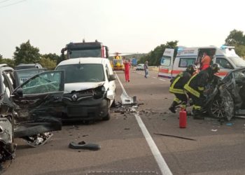 Chiaramonti: incidente stradale sulla statale 672, intervengono i vigili del fuoco