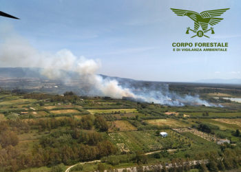 Santa Giusta: denunciate tre persone per incendio colposo