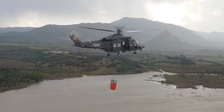Campagna antincendio 2022: un nuovo elicottero a Decimomannu