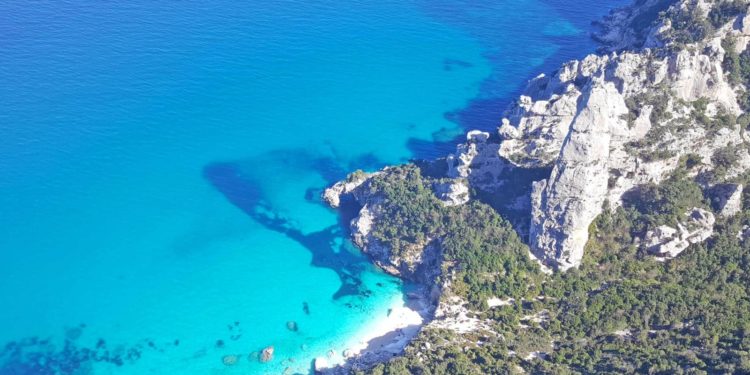 Baunei: riparte il servizio di accesso al sentiero per arrivare a Cala Goloritzè