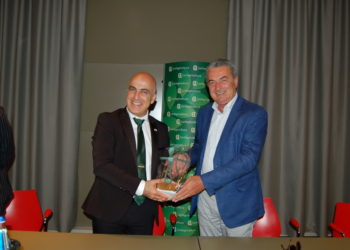 Il presidente di Confagricoltura Sardegna, Paolo Mele, ha incontrato al T-Hotel di Cagliari l’ambasciatore di Israele in Italia, Dror Eydar