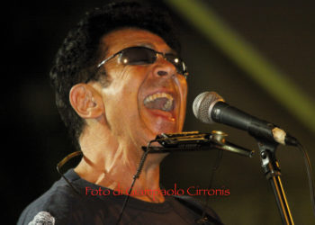 Il 21 e il 23 luglio, a Cagliari e Riola Sardo, in scena Edoardo Bennato con il “Peter Pan Rock’n’ Roll Tour, organizza Sardegna Concerti