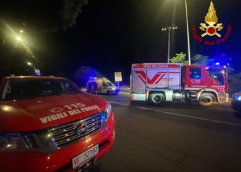 Nuoro: sfondano una ringhiera ed escono fuoristrada, singolare incidente per tre giovani ragazzi