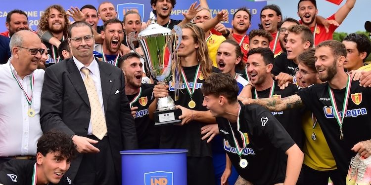 La Recanatese è campione d’Italia della serie D, battuto il Giugliano ai rigori nella finale scudetto