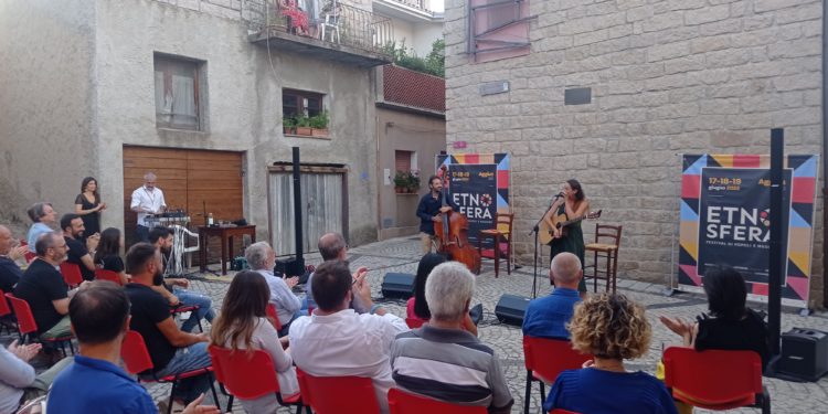 Ad Aggius l’inaugurazione di Etnosfera, il primo festival di popoli e musiche