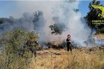 Incendi ad Oschiri e Villasor
