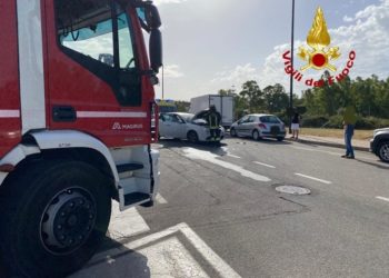 Olbia: incidente stradale in via Amba Alagi, sul posto i vigili del fuoco