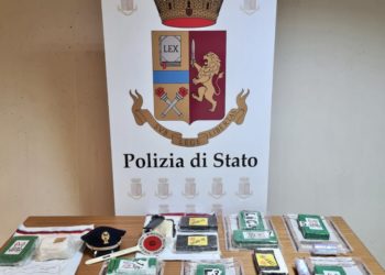 Sassari: 18 chilogrammi di cocaina all’interno di un camper, arrestato un 45enne