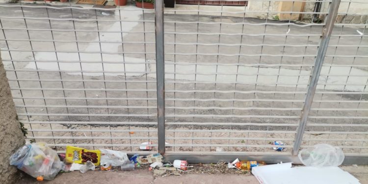 Gian Mario Chessa (sindaco di Giave): «Comportamenti nono consoni alle le regole di civile convivenza circa l’uso degli spazi pubblici»