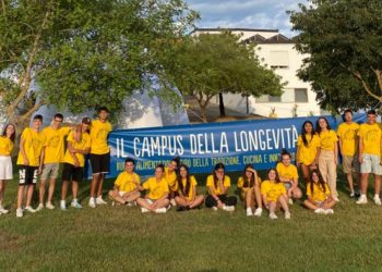 Campus della longevità: prima settimana di formazione-vacanza per 19 ragazzi e ragazze dai 16 ai 18 anni a Tortolì