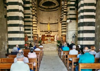 Nell’abbazia di San Pietro di Sorres si è concluso con successo il progetto “Finestre sul chiostro”