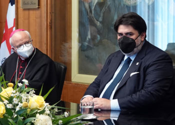 Il presidente della Regione Christian Solinas e le autorità cittadine hanno incontrato a Villa Devoto Mmonsignor Giuseppe Baturi