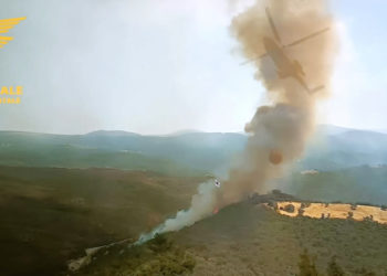 20 incendi oggi in Sardegna. A San Teodoro, Ottana, Sassari, Nule, Torpè, Berchidda, Villagrande Strisaili, Gergei e Tortolì impegnati anche mezzi aerei