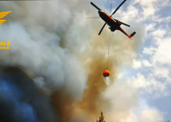 20 incendi oggi in Sardegna. A San Teodoro, Ottana, Sassari, Nule, Torpè, Berchidda, Villagrande Strisaili, Gergei e Tortolì impegnati anche mezzi aerei