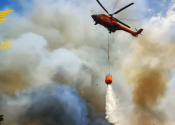 20 incendi oggi in Sardegna. A San Teodoro, Ottana, Sassari, Nule, Torpè, Berchidda, Villagrande Strisaili, Gergei e Tortolì impegnati anche mezzi aerei