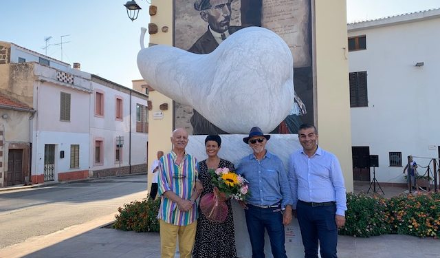 Banari: successo per la sagra della cipolla dorata