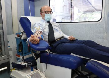 Stamane, a Cagliari, si è svolta una raccolta straordinaria di sangue davanti al Palazzo del Consiglio regionale