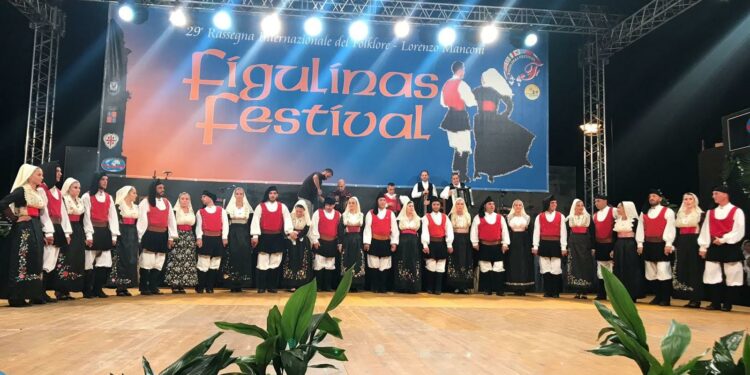 Al via la 32ª edizione del festival del folklore “Figulinas”