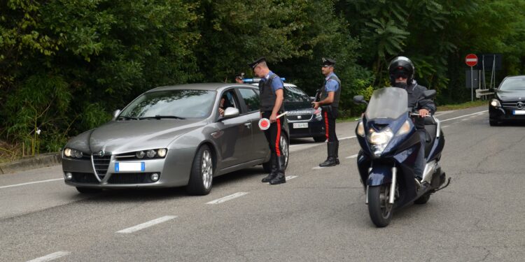 Finisce contro il guardrail con la sua Honda Burgman 400, sulla SS 131, un 52enne di Serramanna ricoverato in prognosi riservata all’ospedale Brotzu