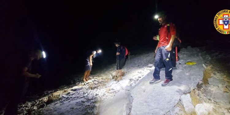 Oliena: salvati due escursionisti in difficoltà