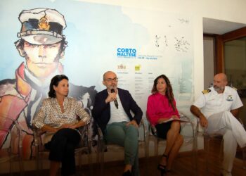 Cagliari: Palazzo di Città “Corto Maltese Verso nuove rotte”