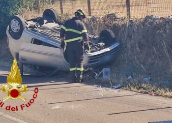 Olbia: incidente stradale in via Veronese alta, sul posto i vigili del fuoco