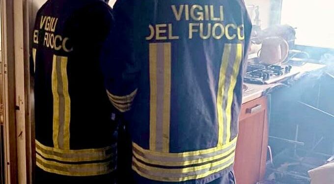 Sassari: a fuoco un appartamento, deceduto un uomo