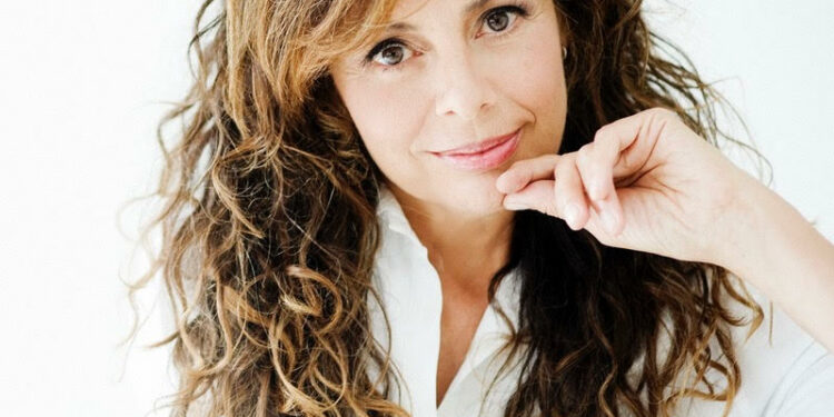 Domenica 28 agosto “Alice canta Battiato”, con il maestro Carlo Guaitoli, all’Arena Nazzari di Cagliari