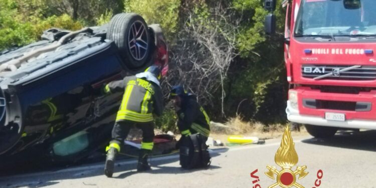 Scontro tra due auto sulla provinciale 59, un morto e tre feriti